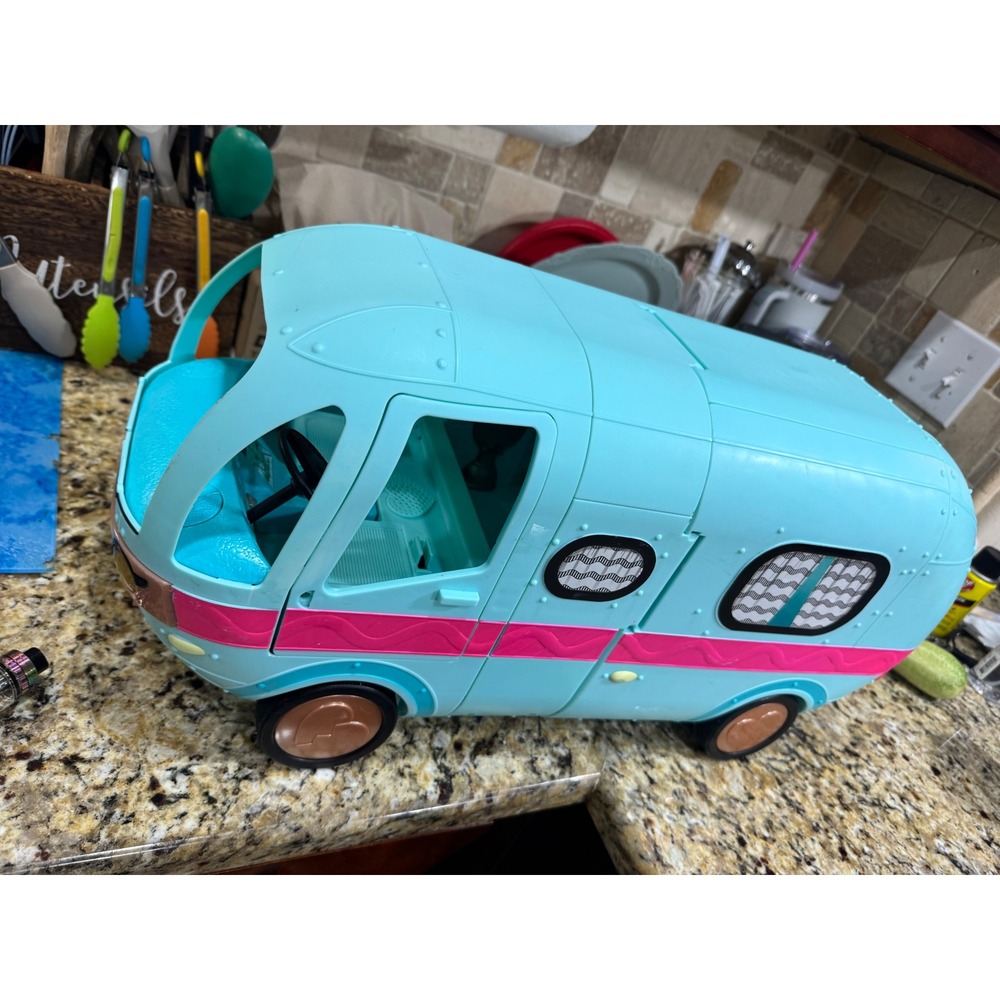 LOL Surprise OMG Glamper 4-in-1 Camper RV Doll Playset Bus Vehicle camper only